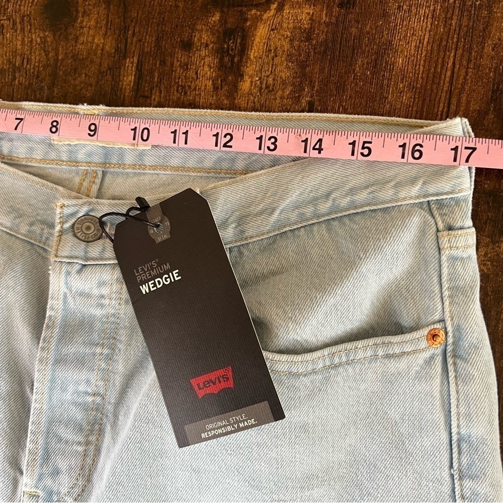 Levi's® High Rise Wedgie Straight Jean Size 32 - Picture 14 of 16
